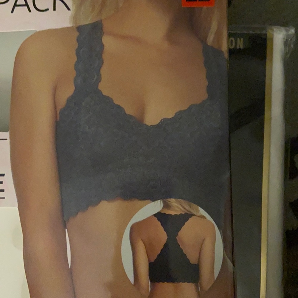 NWT- lace bralette - black
